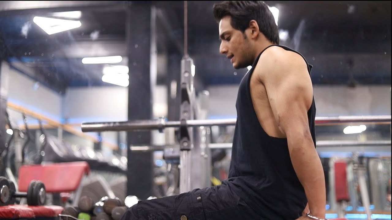 Avoid These Mistakes While Doing Triceps Bench Dips