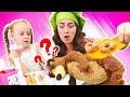 Koca Ayı bahçeyi dağıtıp uyuyakalmış! Yemek yapma oyunları! Anne Kız kafe