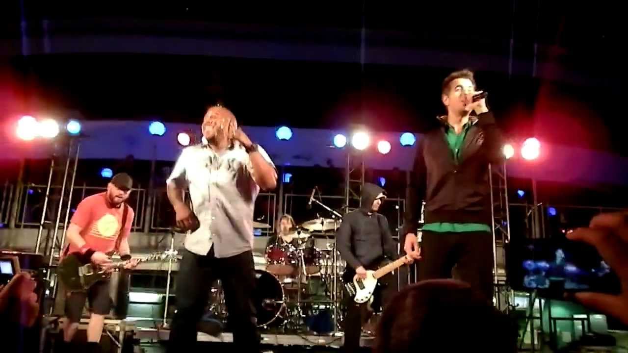 The Urge and Nick Hexum - Jump Right In (311 Cruise 2013) - YouTube
