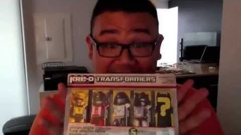 Unboxing - April 2014 - Nerd Block