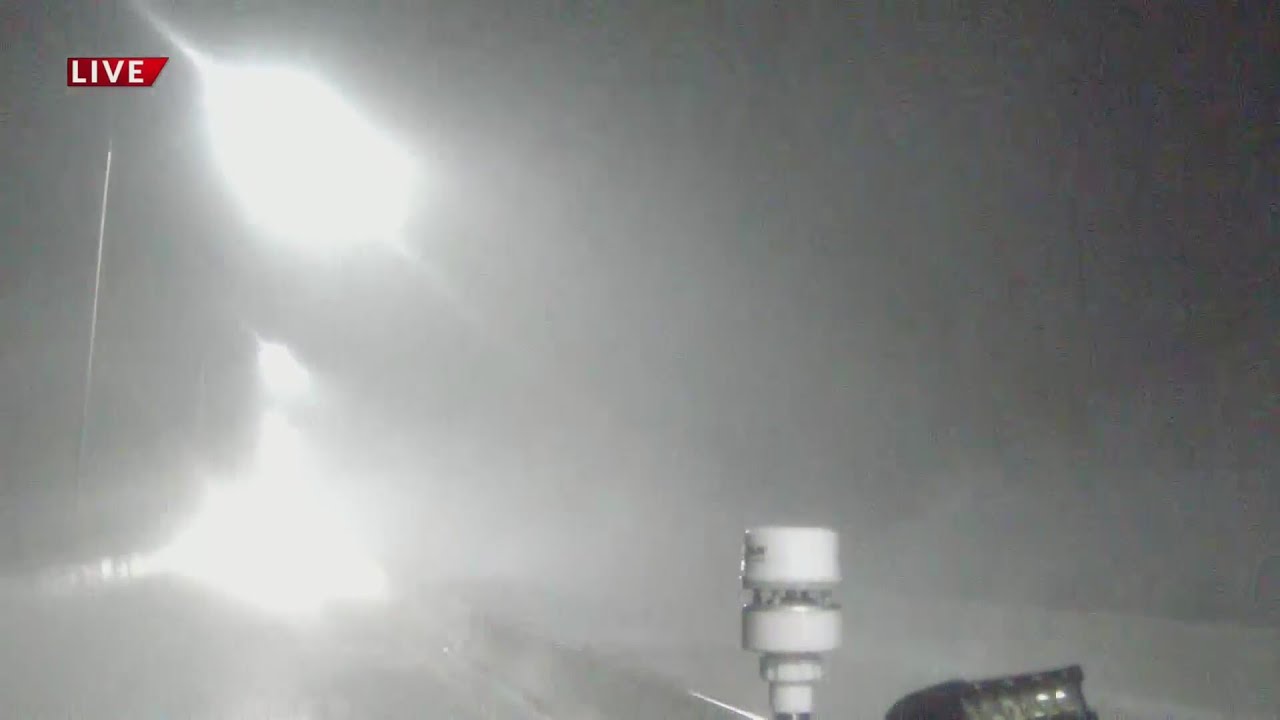 Storm intensifies in STL region - YouTube