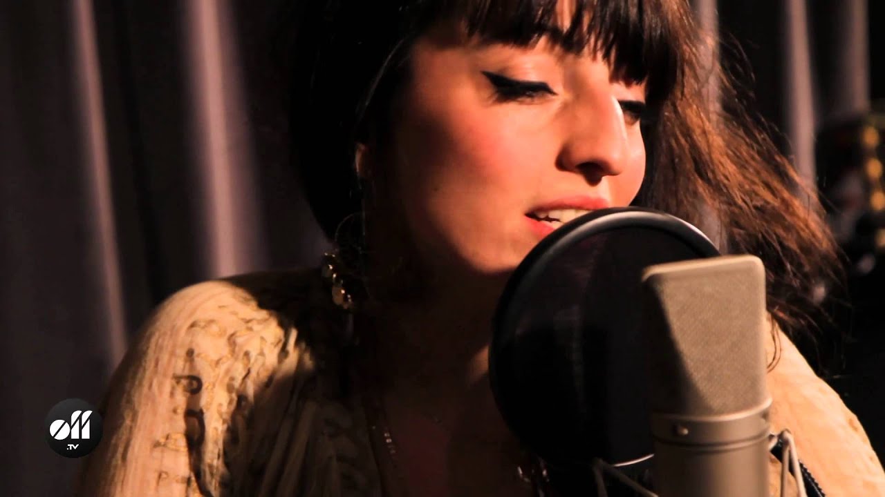 anouk aiata anouk aiata