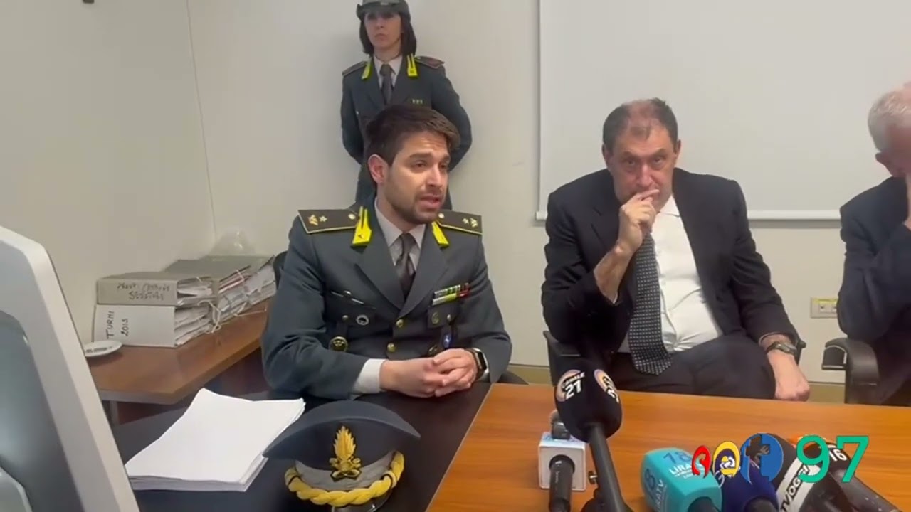 litz della Guardia di Finanza a Salerno, arresti e sequestri