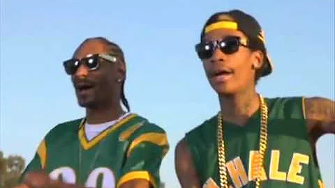 Snoop Dogg ft  Wiz Khalifa Young Wild and Free