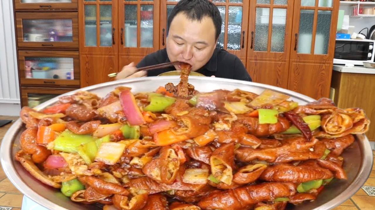 🔥【溜肥肠拌饭重磅来袭】肥肠天花板来了！神仙溜肥肠拌饭！一口直接香到灵魂出窍！