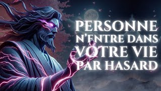 Les Personnes N'arrivent JAMAIS Dans Nos Vies Par Hasard | Histoires PUISSANTES de STOÏCISME