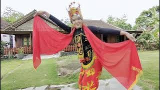 Tari Gandrung Jejer Jaran Dawuk Banyuwangi by Dewi Mardiana Aditya