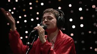 Christine And The Queens - Girlfriend (Live on KEXP)
