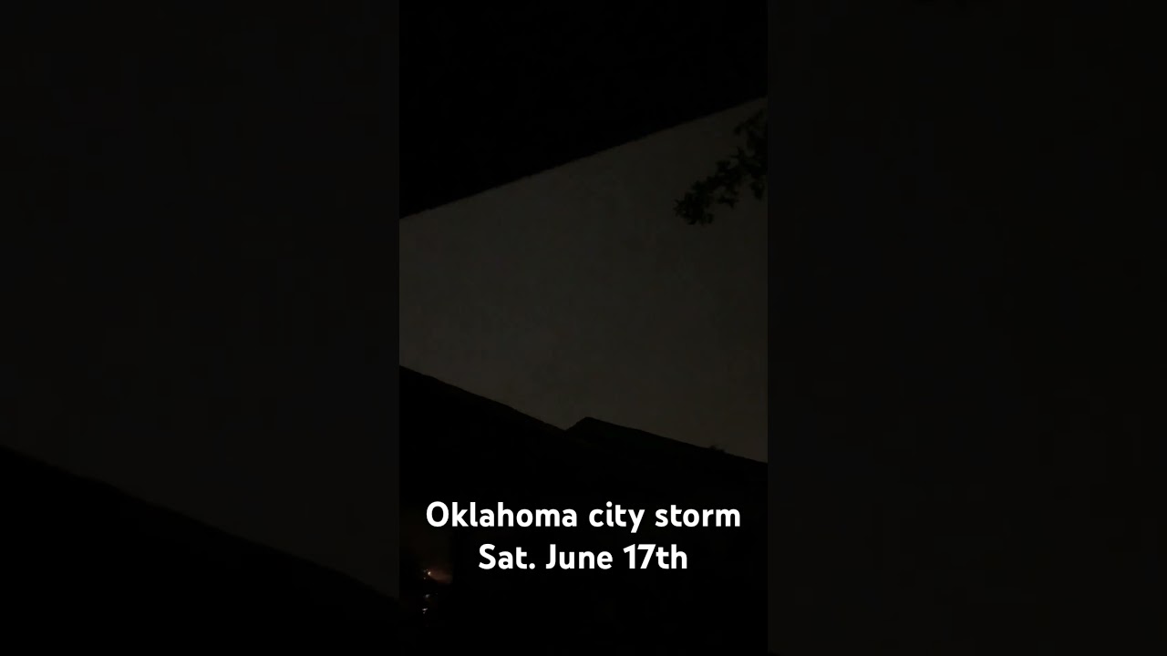 Oklahoma City Gigachad storm producing Blue light show