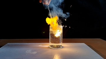 Sparklers Underwater Fire - Science Experiment 💥 Underwater Sparkler experiment | Crazy Zone |