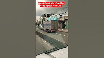 Tình hình giao thông trên quốc lộ 1A trước cổng khu công nghiệp Vĩnh Lộc hướng đi Suối Tiên.