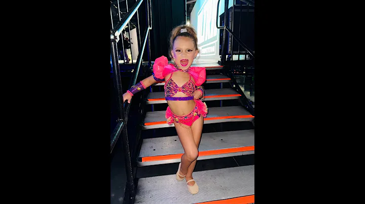 COVER GIRL- ULTRA || DASH DARLING ROJAS