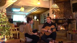 Video voorbeeld van "Bavo & Lien - If she ever leaves me (Cover The Highwoman)"