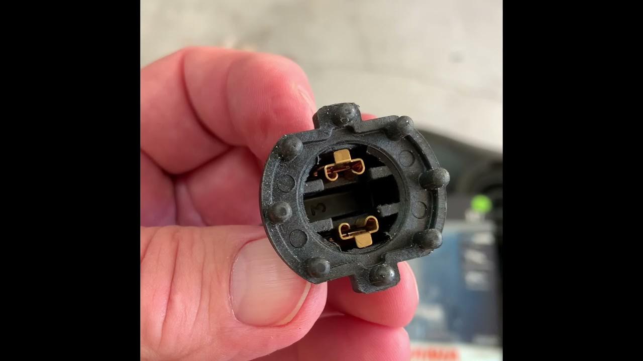 How to change headlamp on 2001 Honda Goldwing GL1800 YouTube