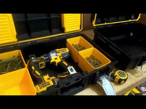 DeWalt Tough System 2.0 Suitcase Box