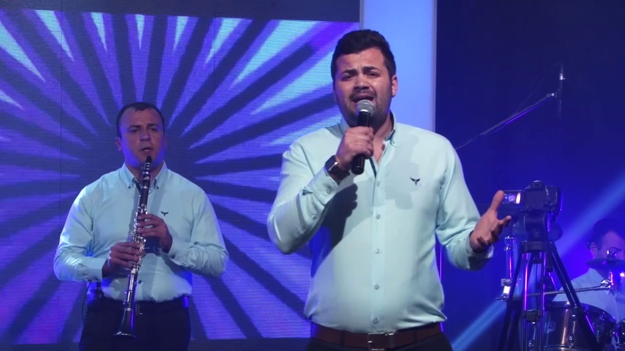 Vo crno vino uteha nema  - Harizma Band (Cover Moja svadba) - YouTube