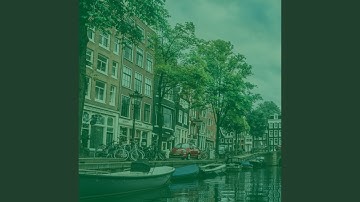 Friendly Backdrops for Rejuvenating Holiday