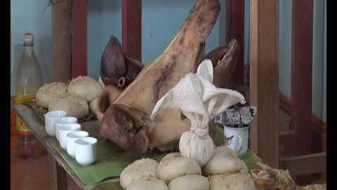 PS phong tục ăn tết sớm của người Dao Huyện kỳ Sơn Hòa Bình