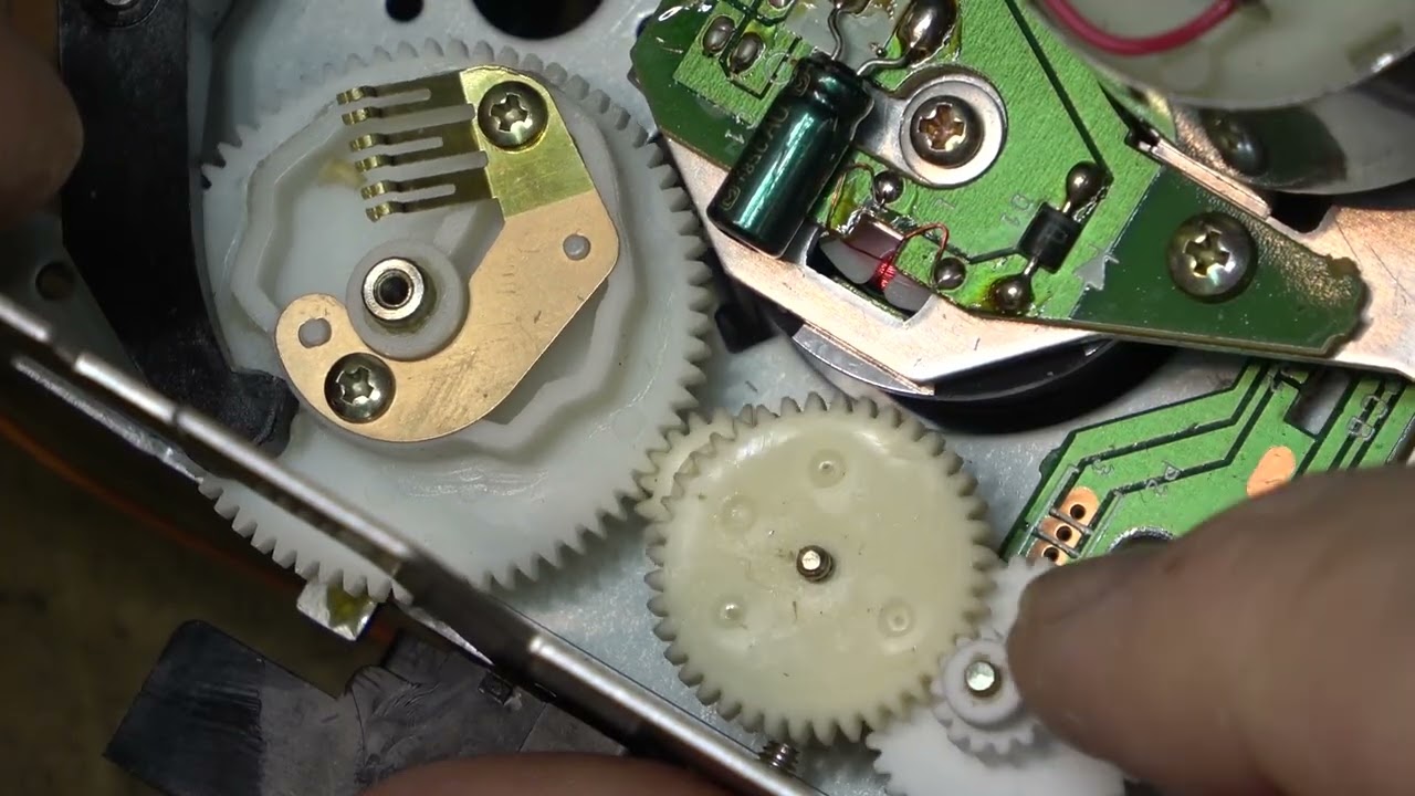 TASCAM 122 Mk3 ate a gear and spit out LEDs