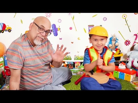 Frank And Trini Are Building A Yellow House – Play And Learn – #Ttoyzz Video For Kids In English