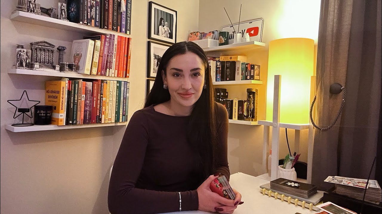 AKLINIZDAKİ KİŞİ “SENDEN VAZGEÇEMİYORUM” #tarotreadi #aklımdakikişitarot #tarot 