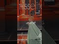 يا تعيشي لحد يصونك يا تعيشي لنفسك بس نوال الزغبي