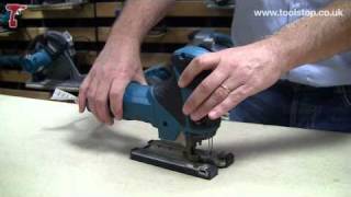 minimum blomst Køb Makita 4351FCT Orbital Action Jigsaw with Tool-less Blade Fixing and Job  Light - YouTube