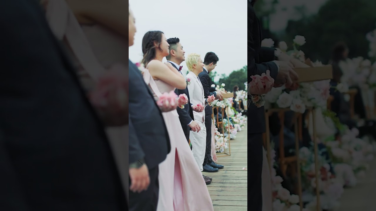 evollove Wedding Decoration | Lake House Wedding