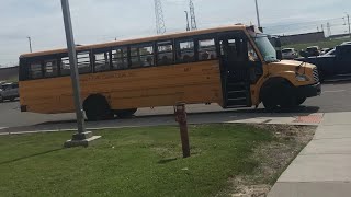 2010 Thomas C2 front seat ride bus 487