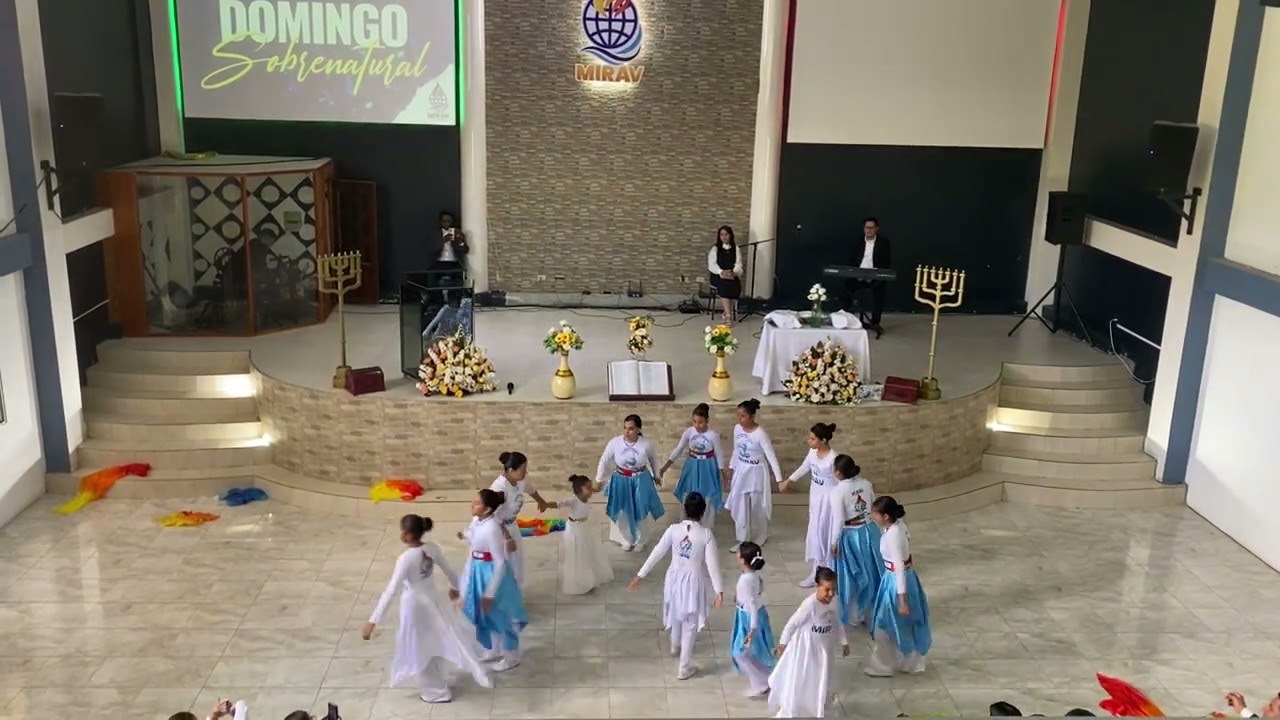 Danza intérprete y alabanza Averly Morillo