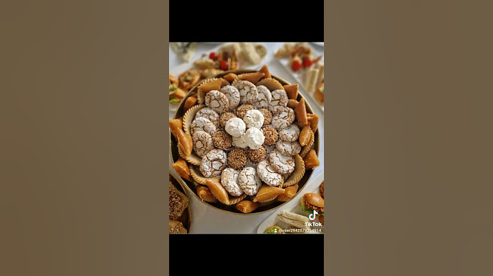فن تقديم الحلويات 🇲🇦🥰 تسل الايادي #امارات #مغربية #سعودية