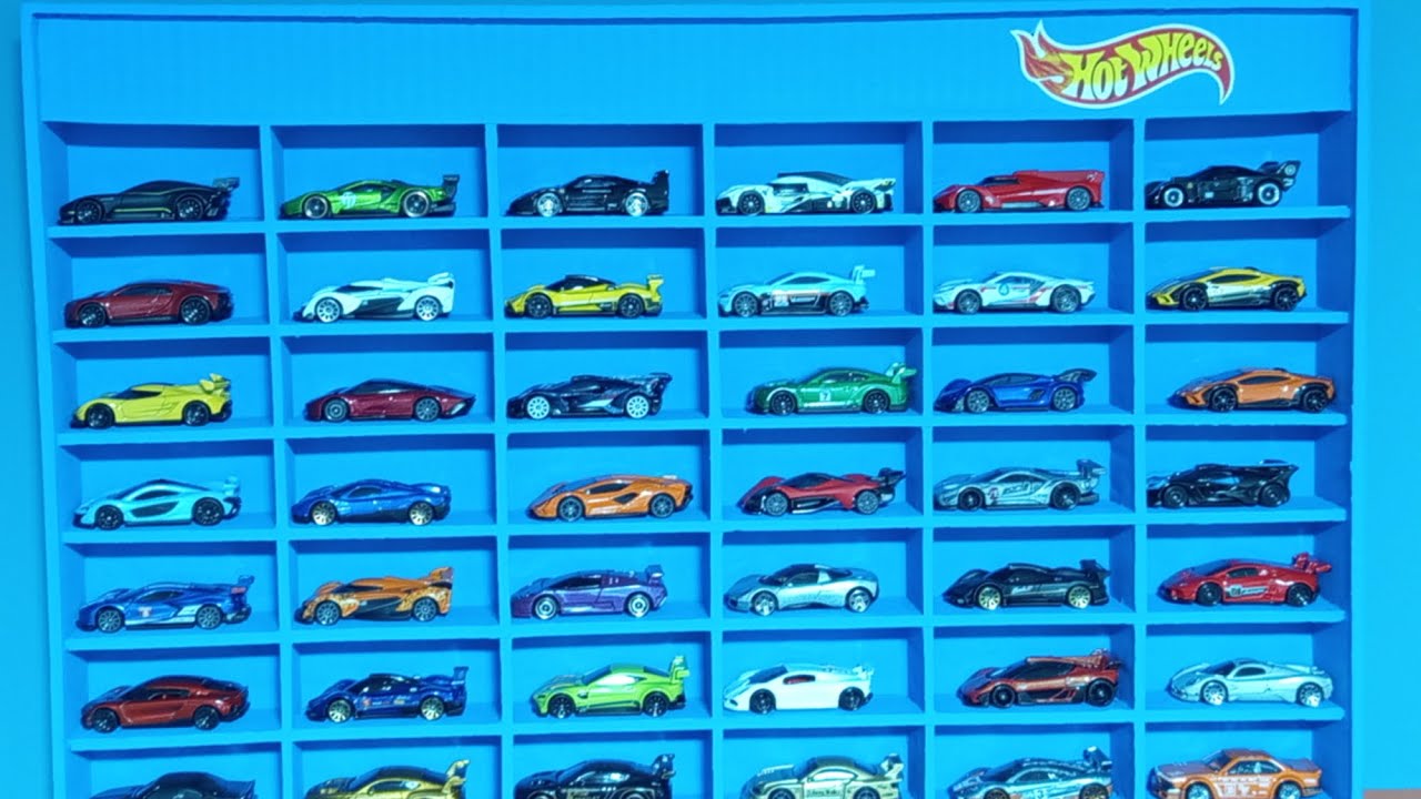 COLOCANDO HOTWHEELS EN EXHIBIDOR!!