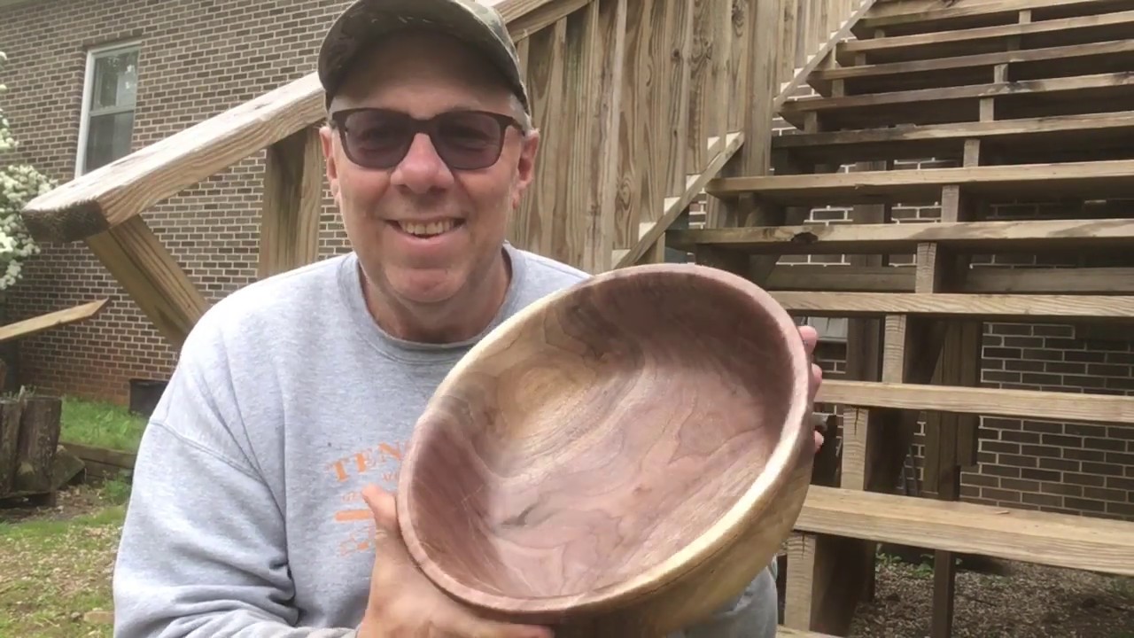 Turning a Walnut Bowl, with a Touch of Teal YouTube