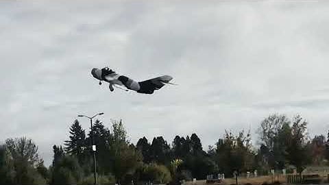 CCRCS - Avios MiG-17 maiden flight