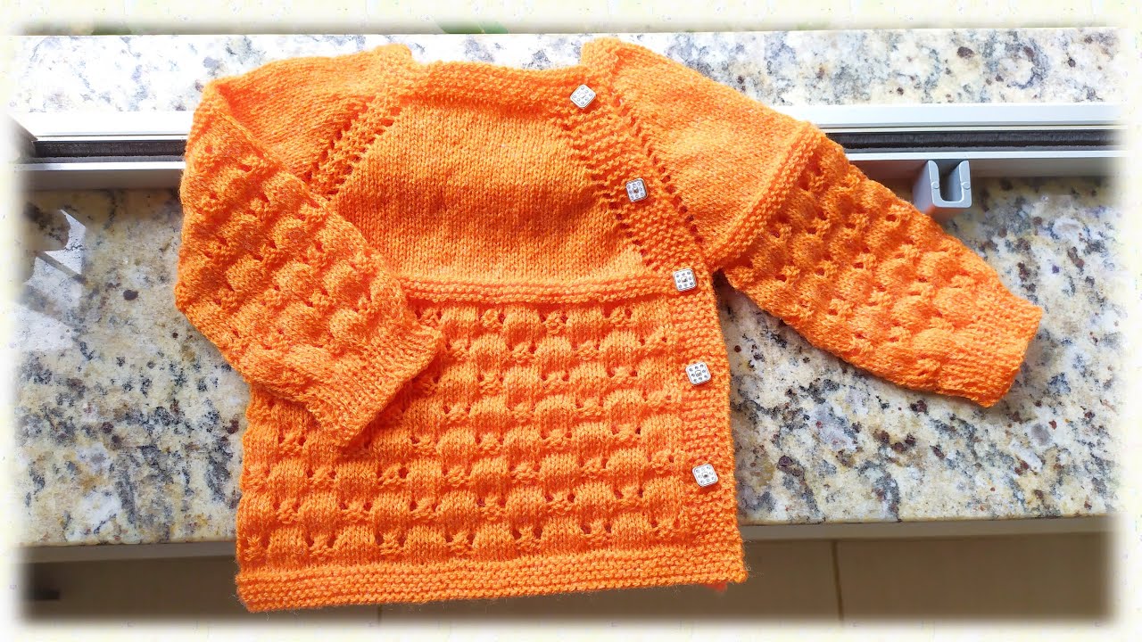 ВЯЗАНАЯ КУРТКА для малышей от 3 до 6 месяцев МИЛАЯ МОДЕЛЬ