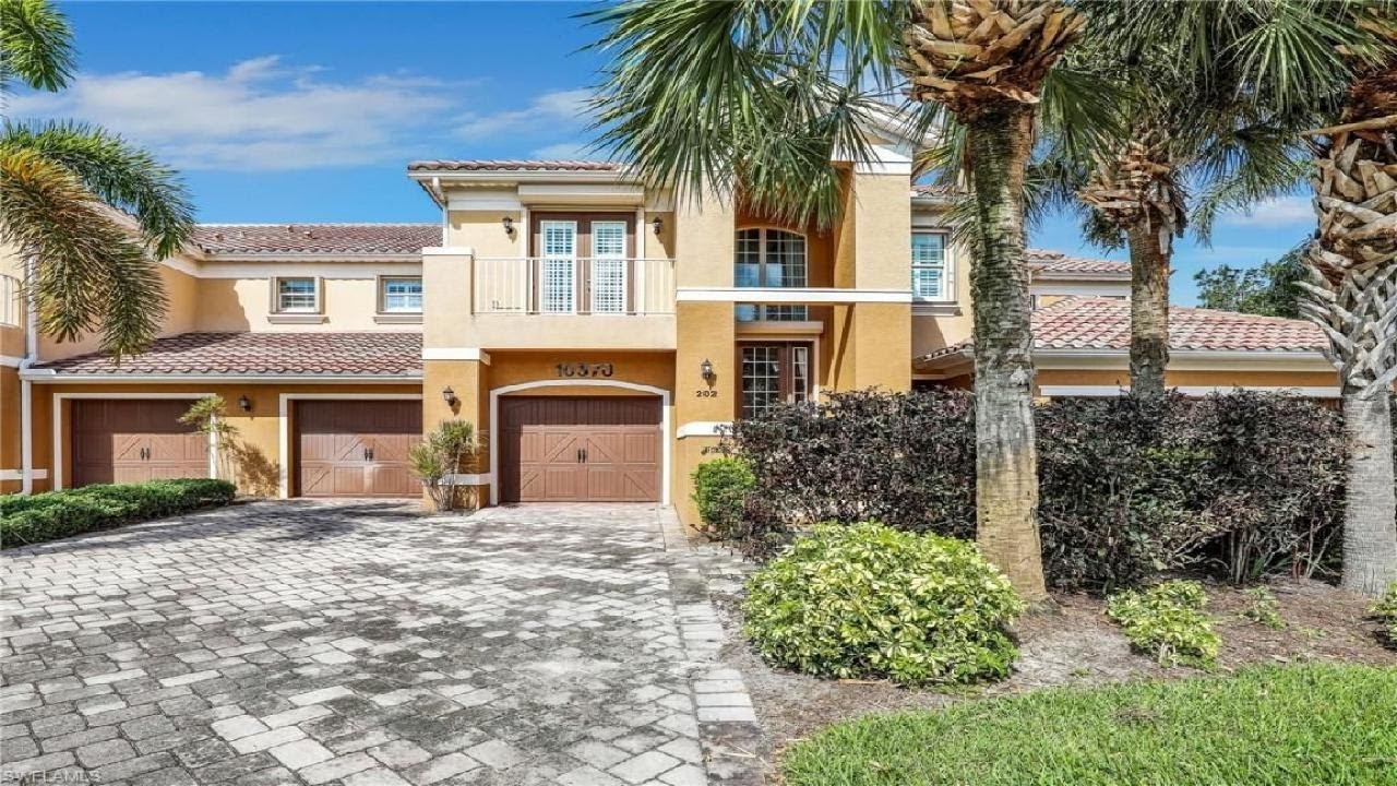 THE PLANTATION | Fort Myers Florida Condos for Sale | by Steven Chase | 2743 sqft