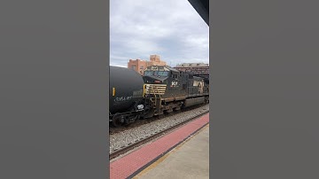 NS mixed freight train at Roanoke with a dash 9 trailing #railway #railroad #train #railfan