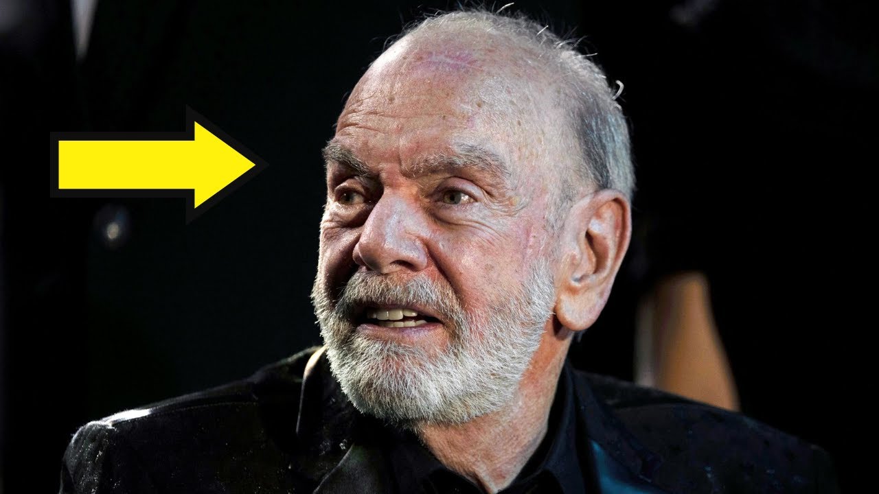 After decades, Neil Diamond finally reveals who inspired him to sing