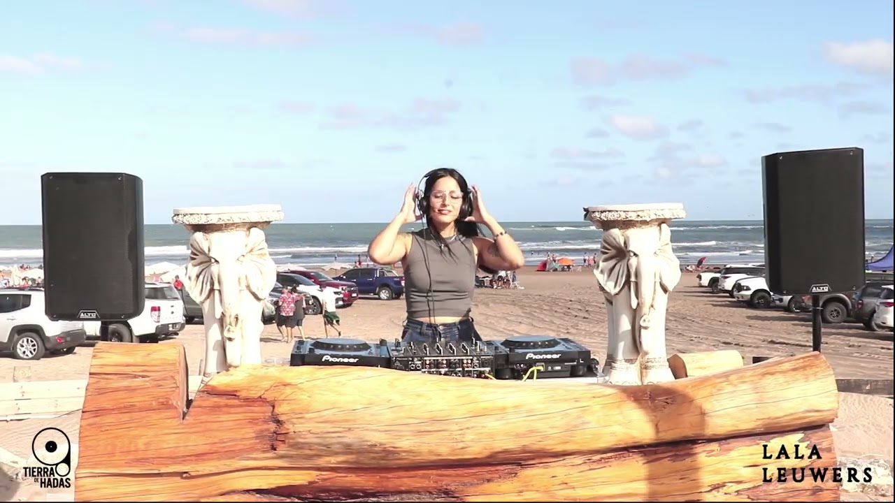 LALA LEUWERS - TIERRA DE HADAS - PROGRESSIVE HOUSE