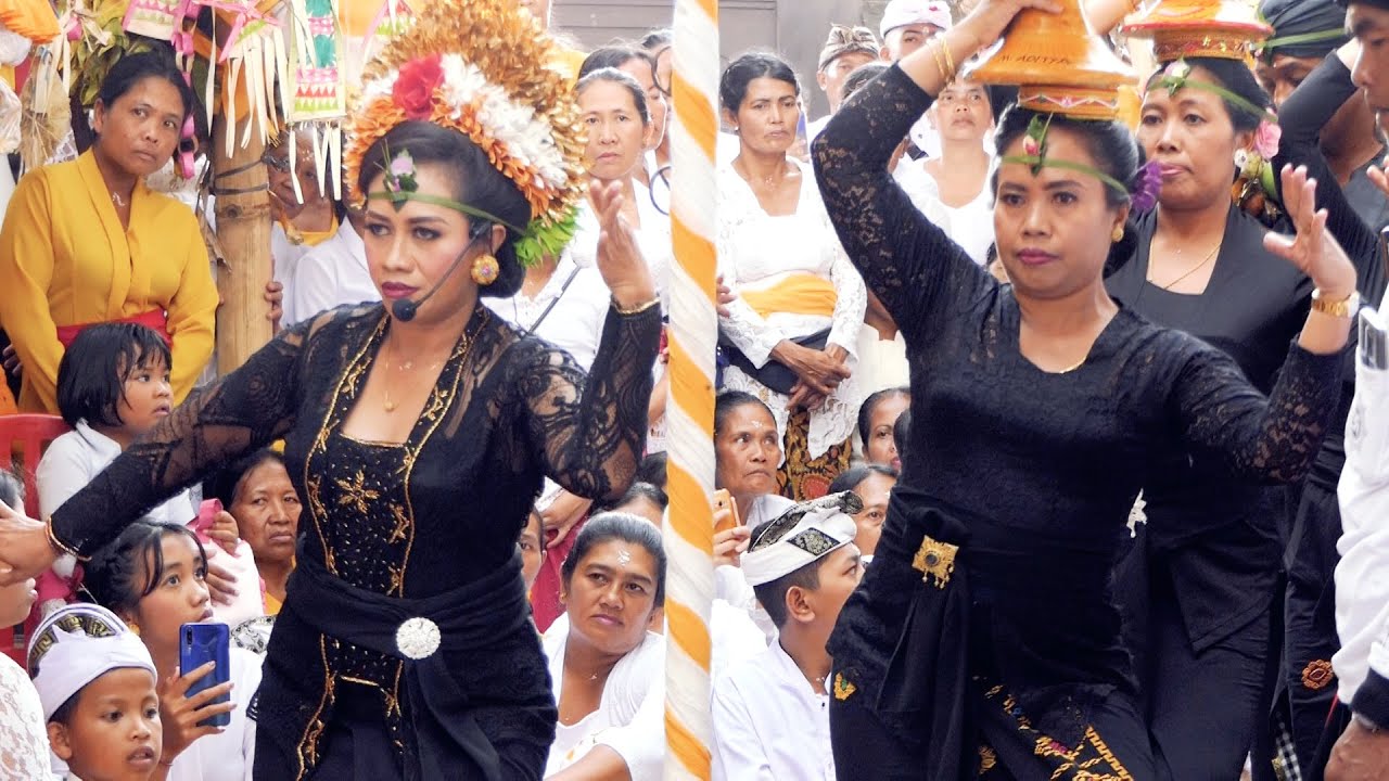 Nyenuk Rangkaian Karya Agung Ngenteg Linggih - HITAM