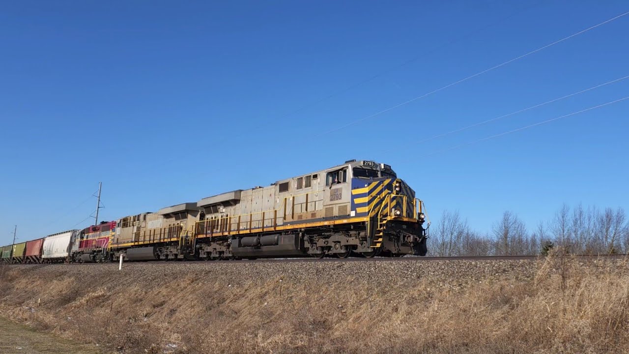 Canadian National  -  Eastbound Freight Train with IANR Unit   2 Mar 26
