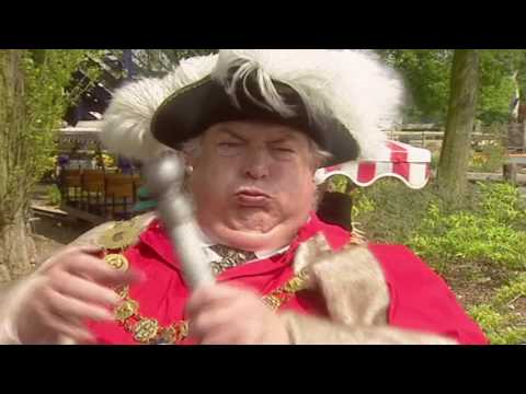 Brum 310 | RUNAWAY TRAIN | Kids Show Full Episode