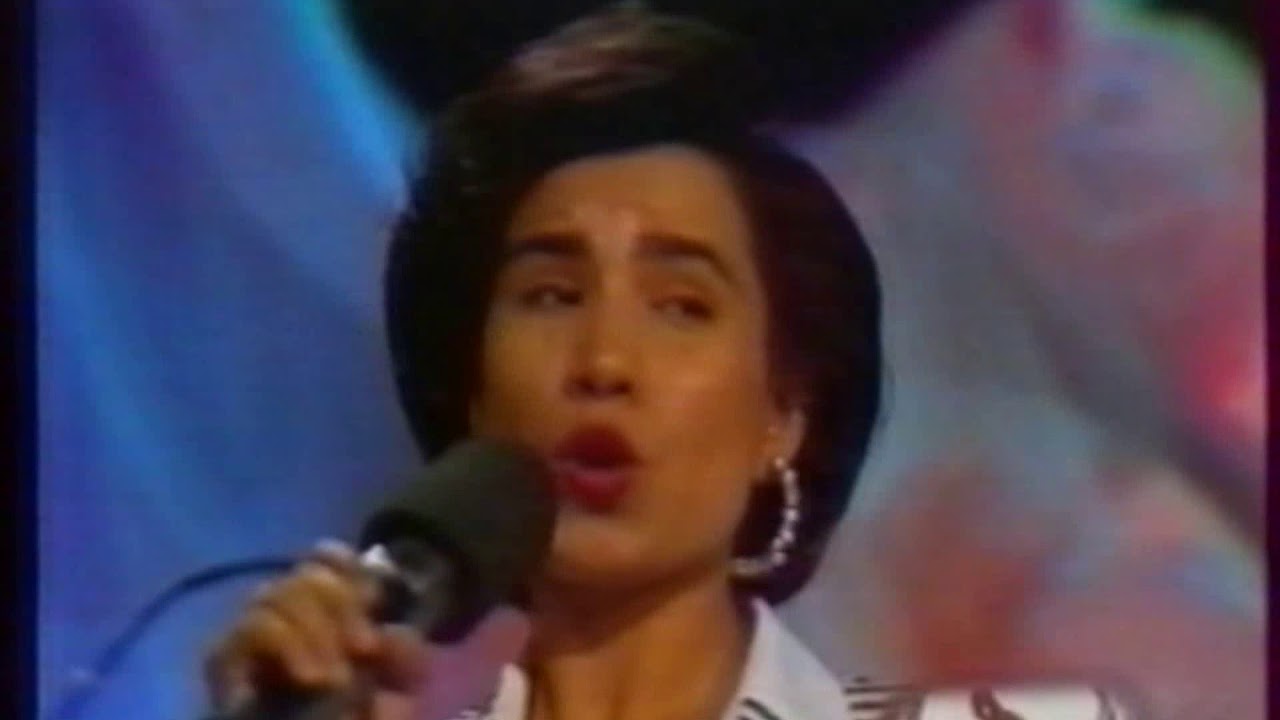 Onlayn porno tomosha qilish Parkda qiz dostimni sikayotganim haqidagi porno videolarni tomosha qiling