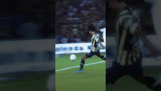 Onyekuru Taraftara Hoş Olmayan Bir Hareket Yapıyor Ardından Alioski Cevabı Veriyor...