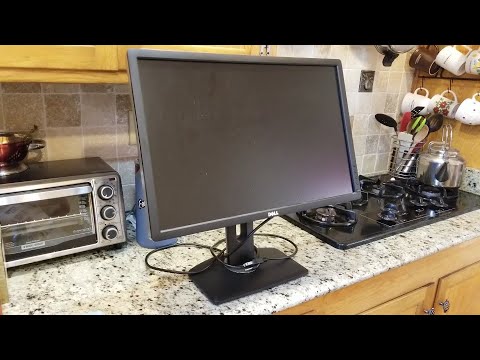 Video: How To Clean The Monitor Screen