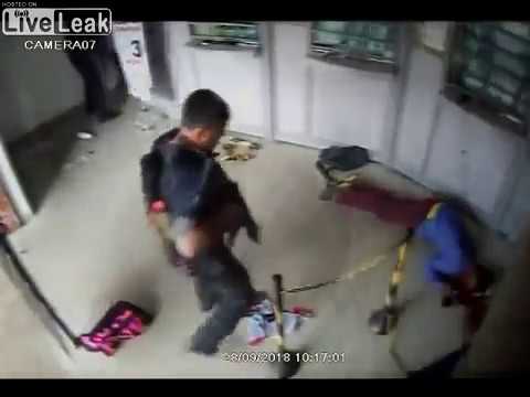 Liveleak Robber Shot Dead by Police During Hostage Situation - YouTube