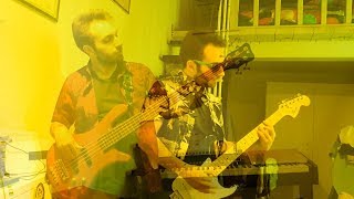 Luis Fonsi - Despacito (Bass & Guitar Cover)