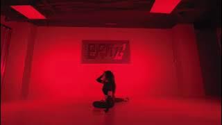 I  SEE RED I STRIP DANCE COVER BY NA