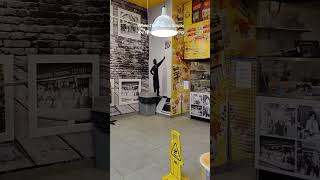 Going To Papaya King