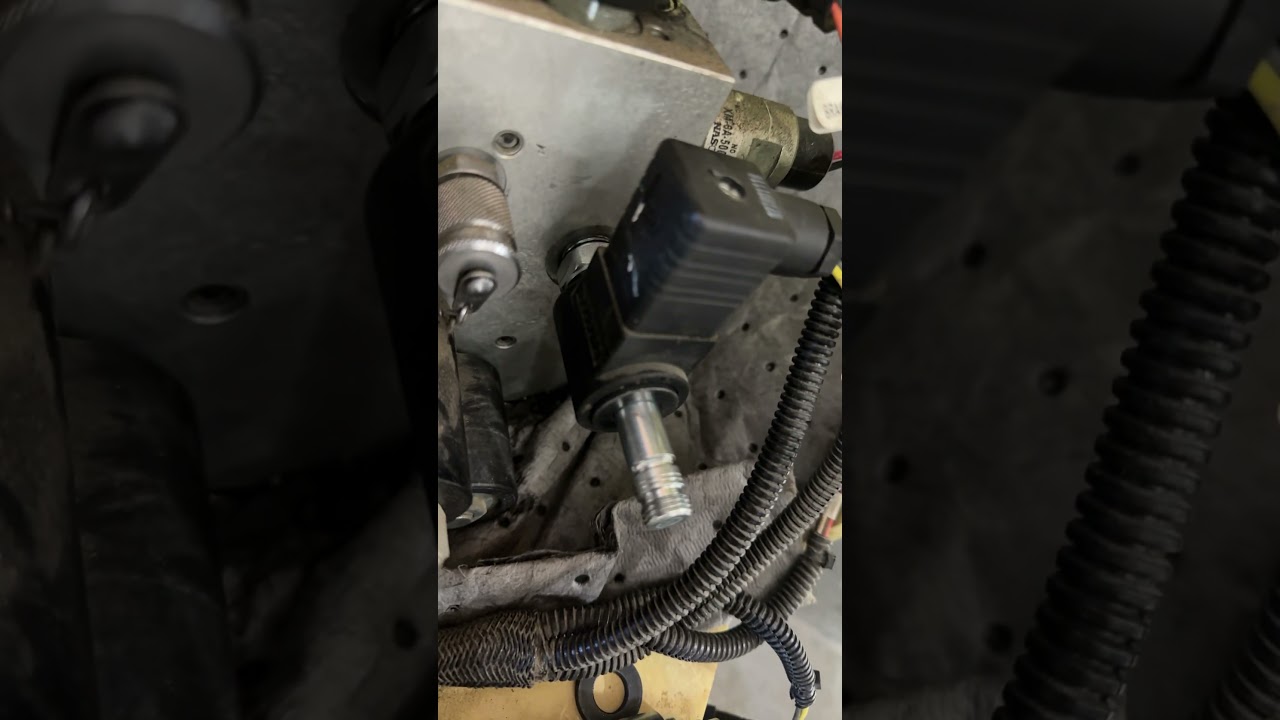 Электрический ножничный подъемник Jlg 4069le не поворачивает влево, быстрое решение